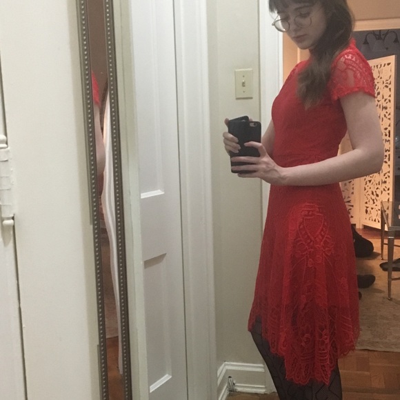 Red lace boho Francesca’s cocktail dress - Picture 4 of 7